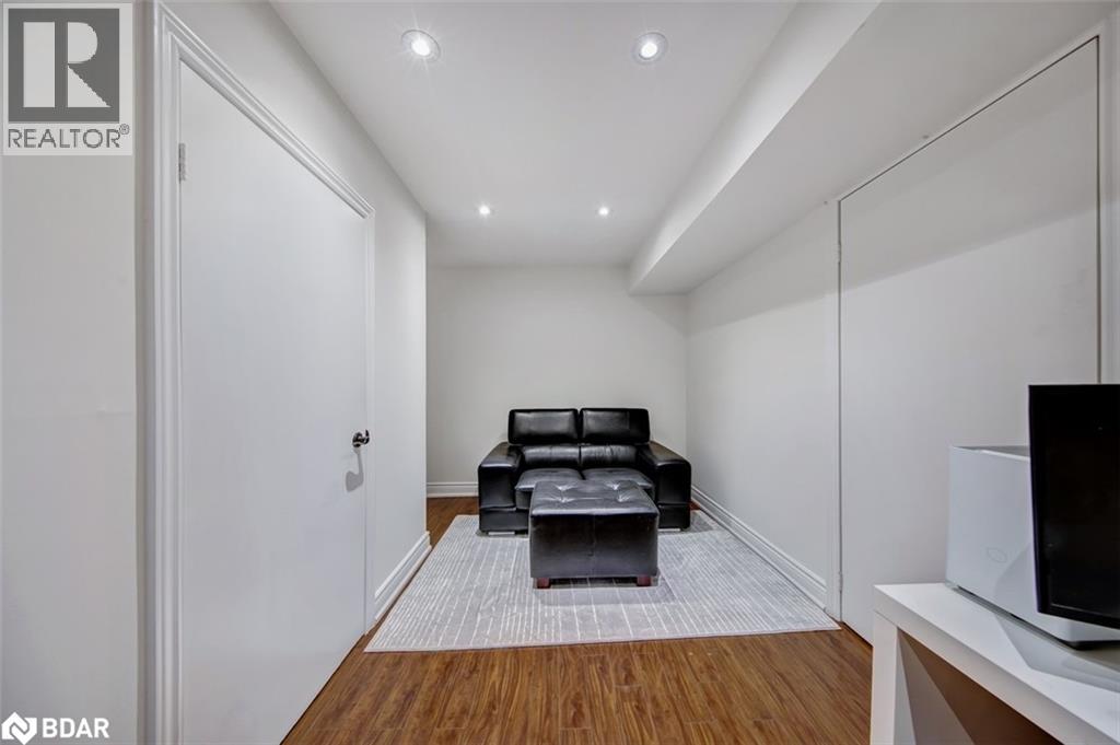 6 Colton Crescent S, Vaughan, Ontario  L4L 3L7 - Photo 41 - 40772799