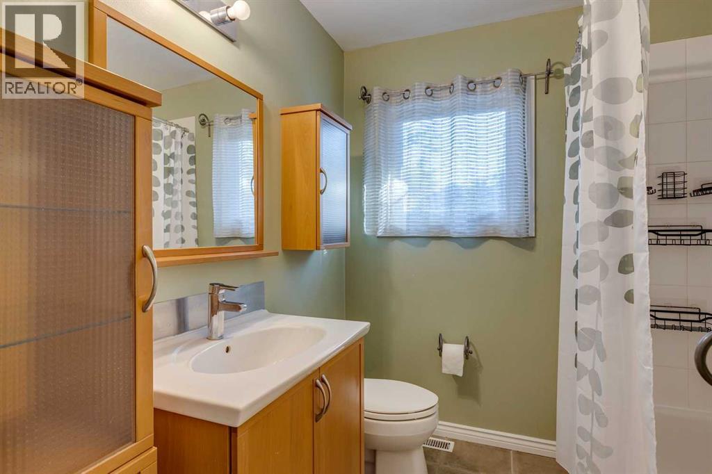 2329 25 Avenue Nw, Calgary, Alberta  T2M 2C4 - Photo 17 - A2259257