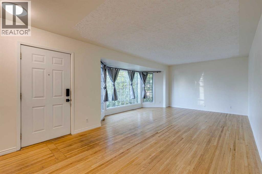 2329 25 Avenue Nw, Calgary, Alberta  T2M 2C4 - Photo 7 - A2259257