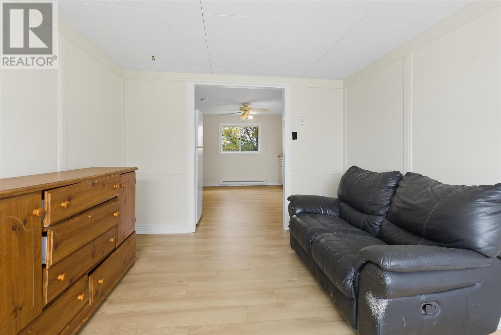 34 Huron St, Blind River, Ontario  P0R 1B0 - Photo 11 - SM252785