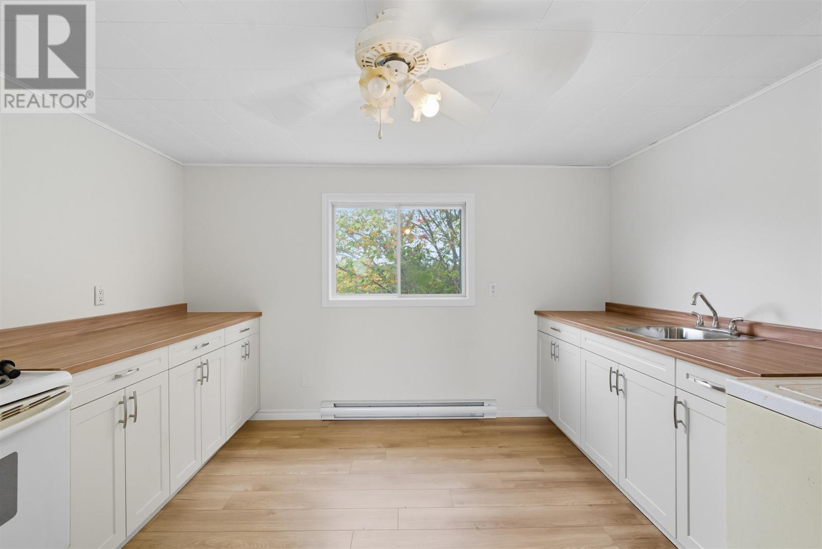 34 Huron St, Blind River, Ontario  P0R 1B0 - Photo 12 - SM252785