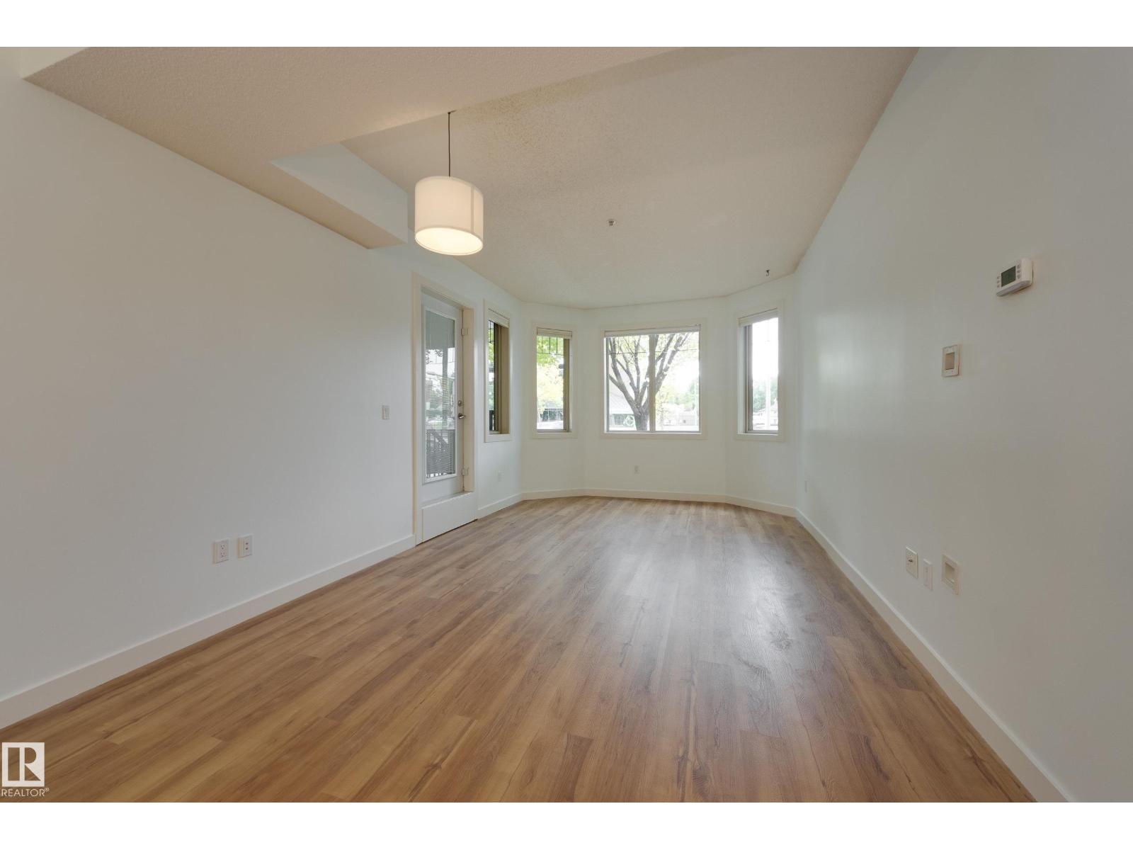 #103 8730 82 Av Nw, Edmonton, Alberta  T6C 0Z1 - Photo 7 - E4459713