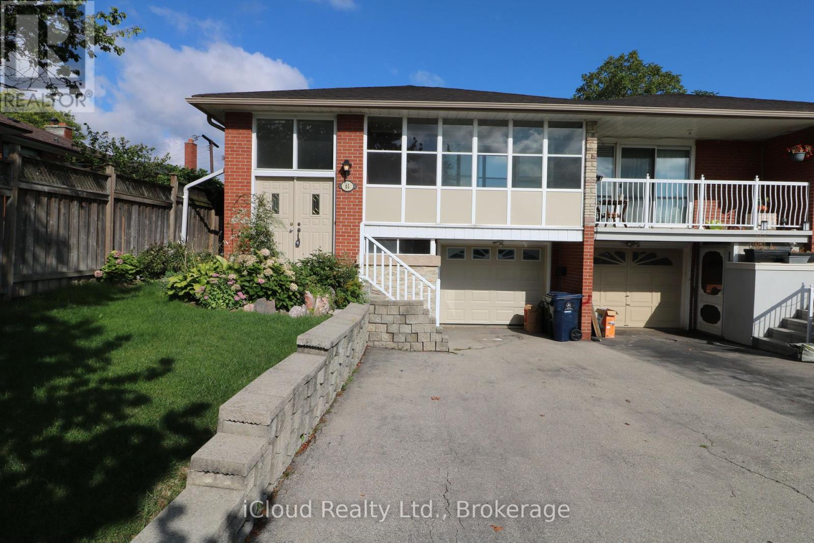 61 Rockbank Crescent, Toronto, Ontario  M9M 1L1 - Photo 1 - W12429257