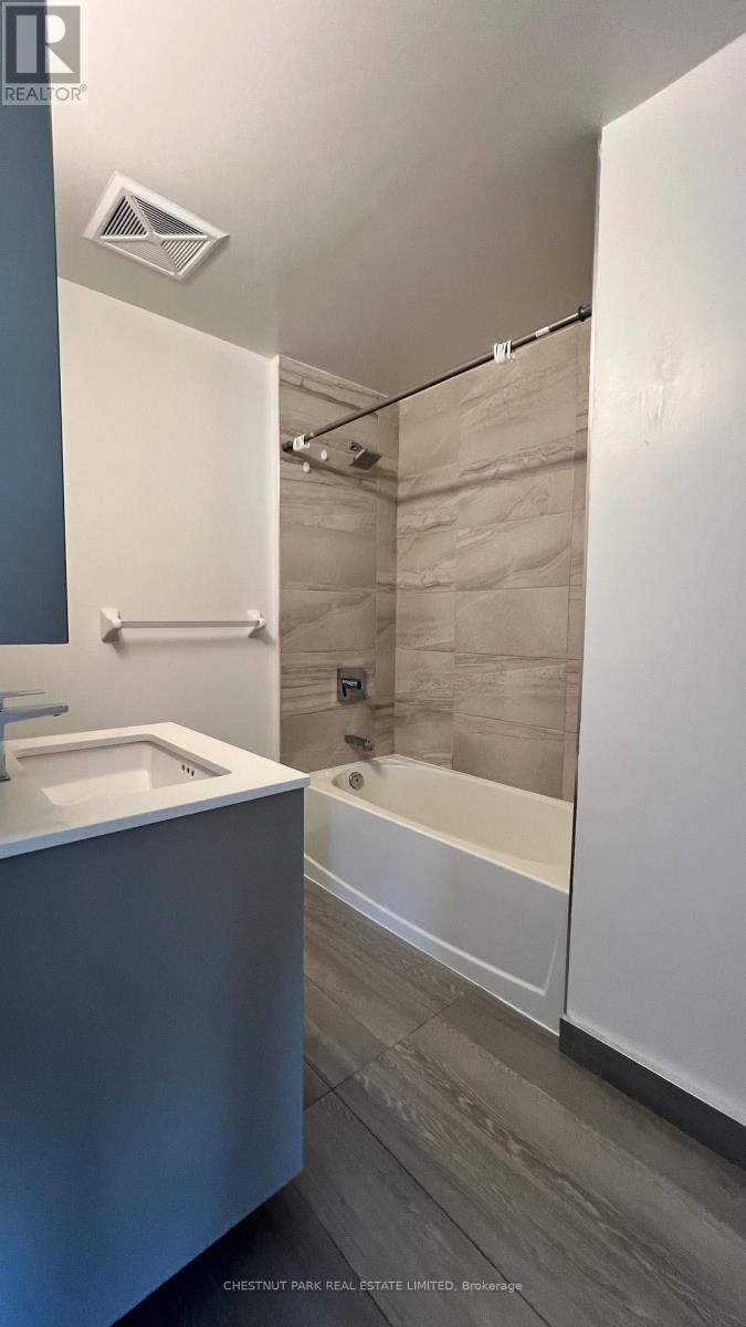 308 - 120 Eagle Rock Way, Vaughan, Ontario  L6A 5C9 - Photo 6 - N12392821