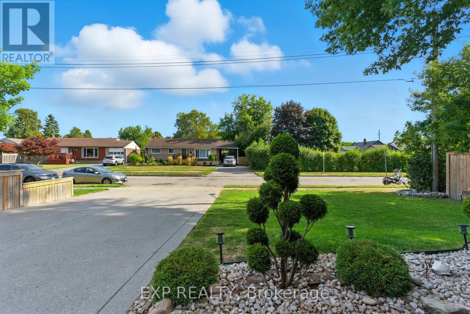 6859 Wills Street, Niagara Falls, Ontario  L2J 1Y6 - Photo 11 - X12354114