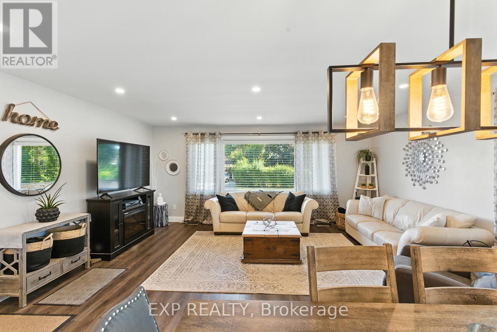 6859 Wills Street, Niagara Falls, Ontario  L2J 1Y6 - Photo 5 - X12354114