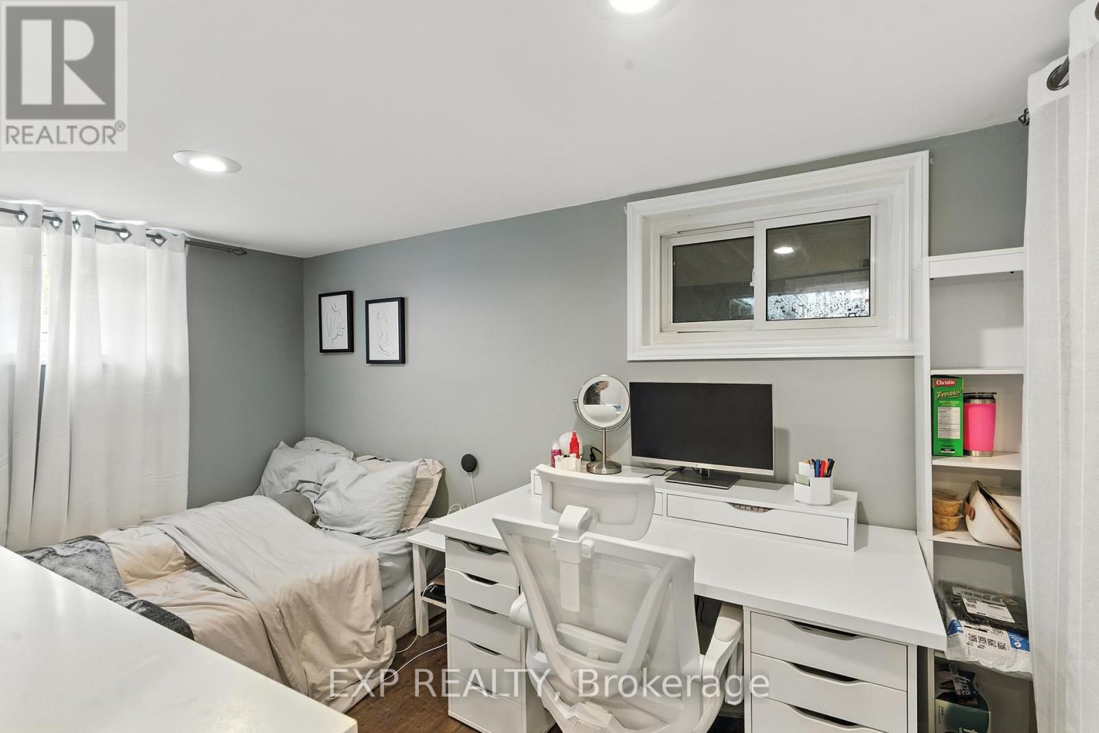 6859 Wills Street, Niagara Falls, Ontario  L2J 1Y6 - Photo 35 - X12354114