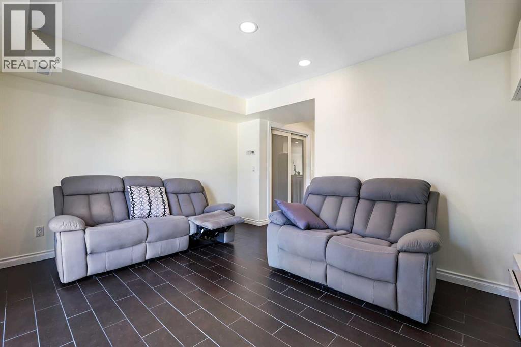 12 Chaparral Ridge Park Se, Calgary, Alberta  T2X 0E4 - Photo 6 - A2260021