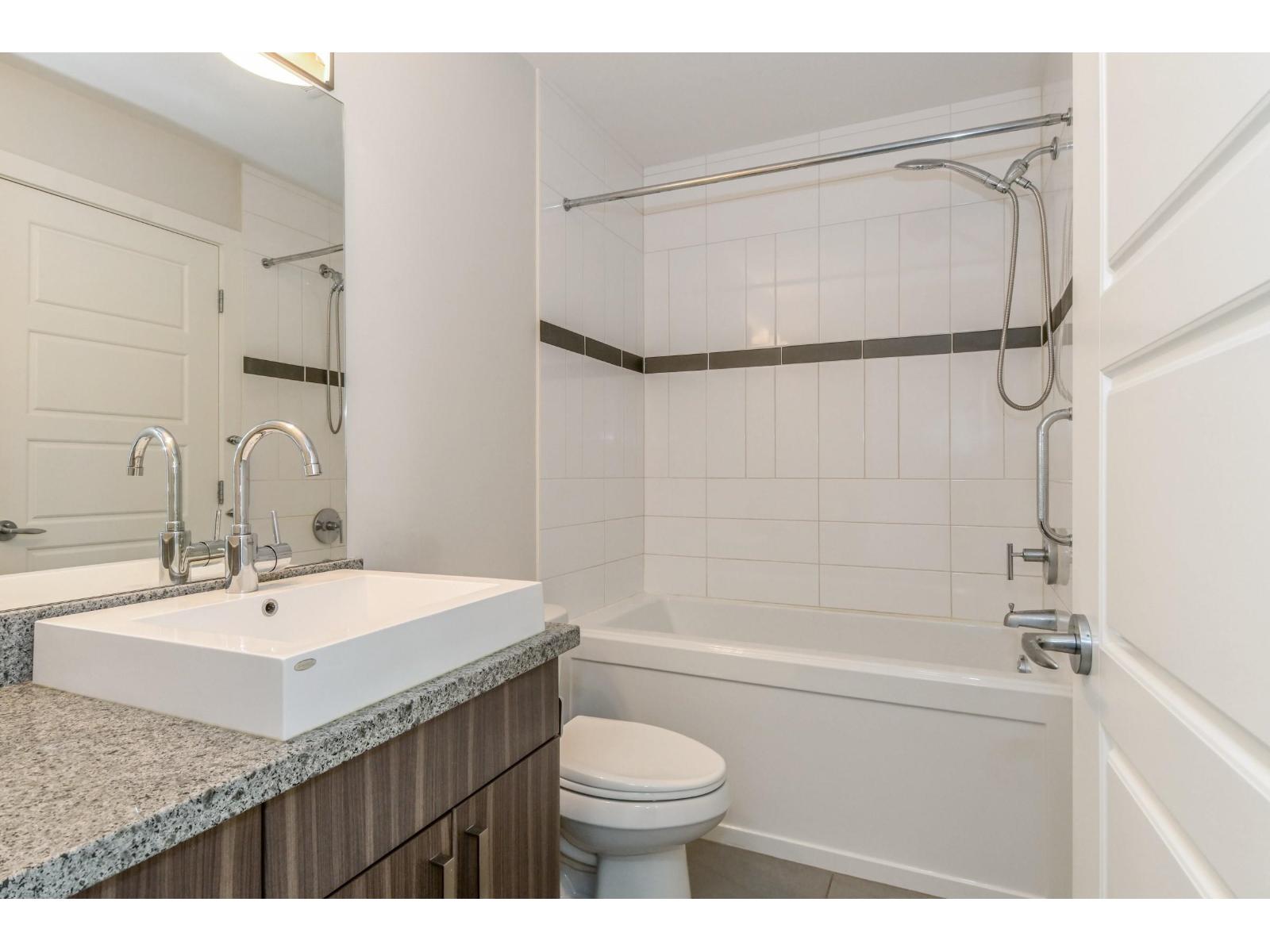 403 20219 54a Avenue, Langley, British Columbia  V3A 0C7 - Photo 11 - R3052153