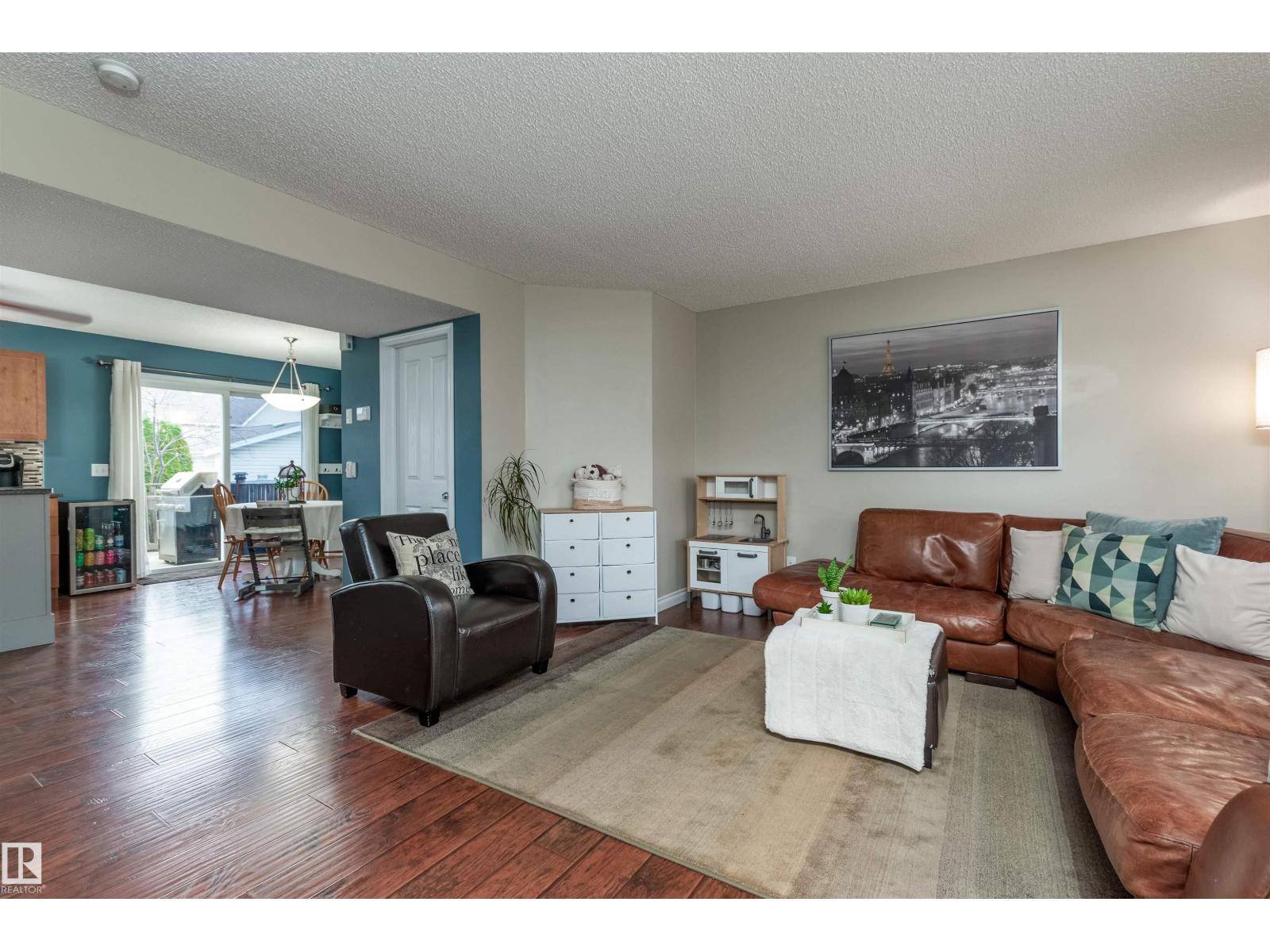 5624 202 St Nw, Edmonton, Alberta  T6M 0B3 - Photo 3 - E4459720