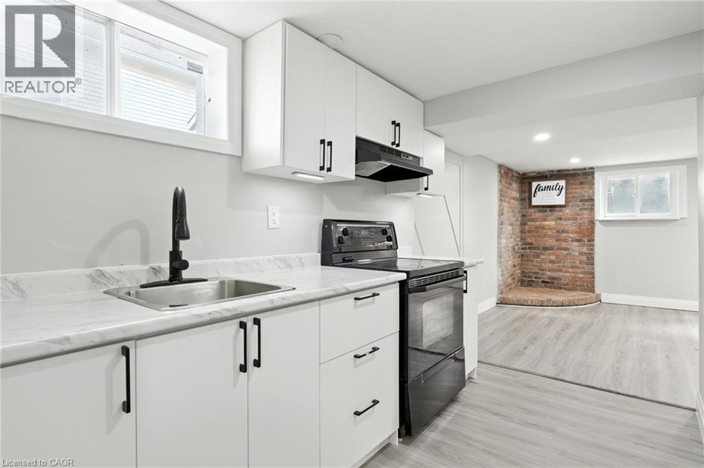6294 Ker Street, Niagara Falls, Ontario  L2G 1X8 - Photo 15 - 40773546