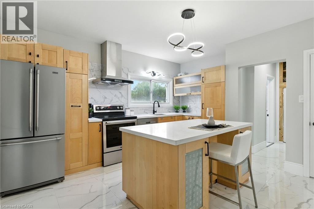 6294 Ker Street, Niagara Falls, Ontario  L2G 1X8 - Photo 7 - 40773546