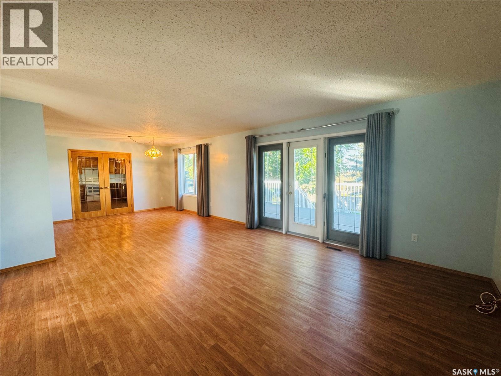 301 Turnbull Avenue W, Biggar, Saskatchewan  S0K 0M0 - Photo 11 - SK019171