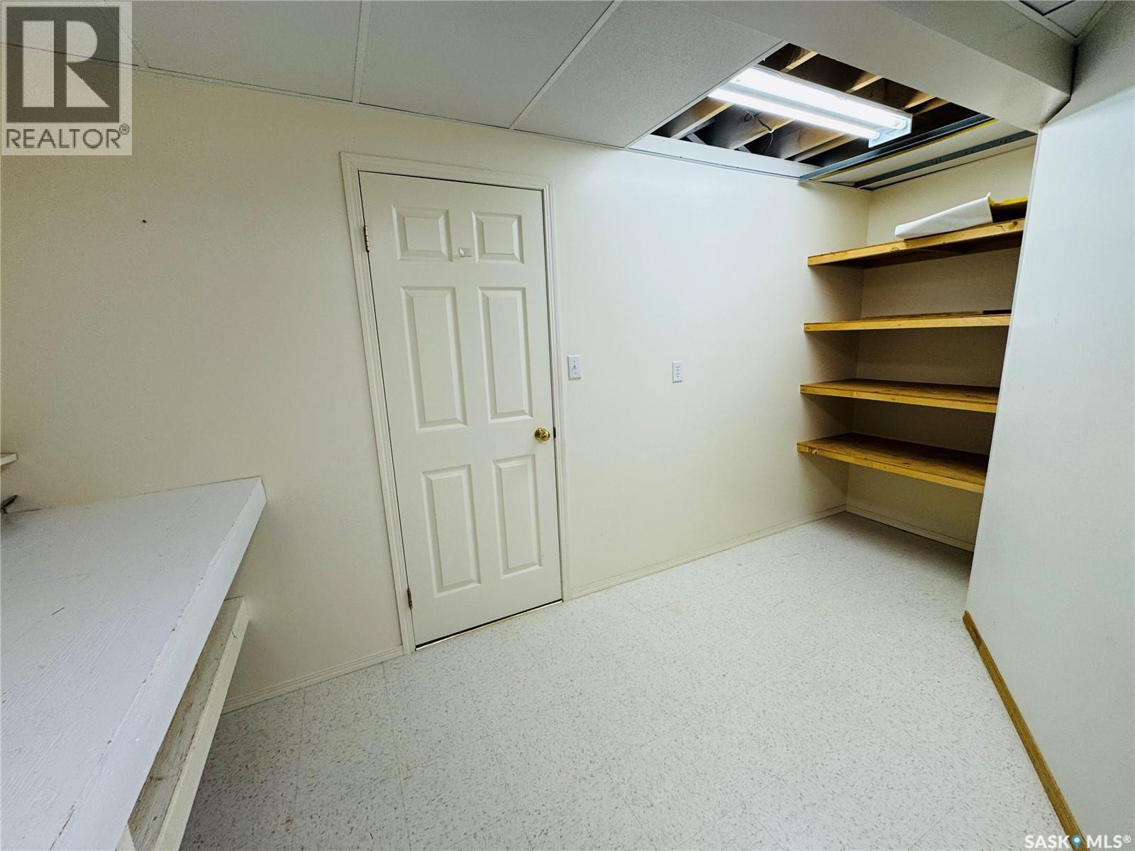 301 Turnbull Avenue W, Biggar, Saskatchewan  S0K 0M0 - Photo 37 - SK019171