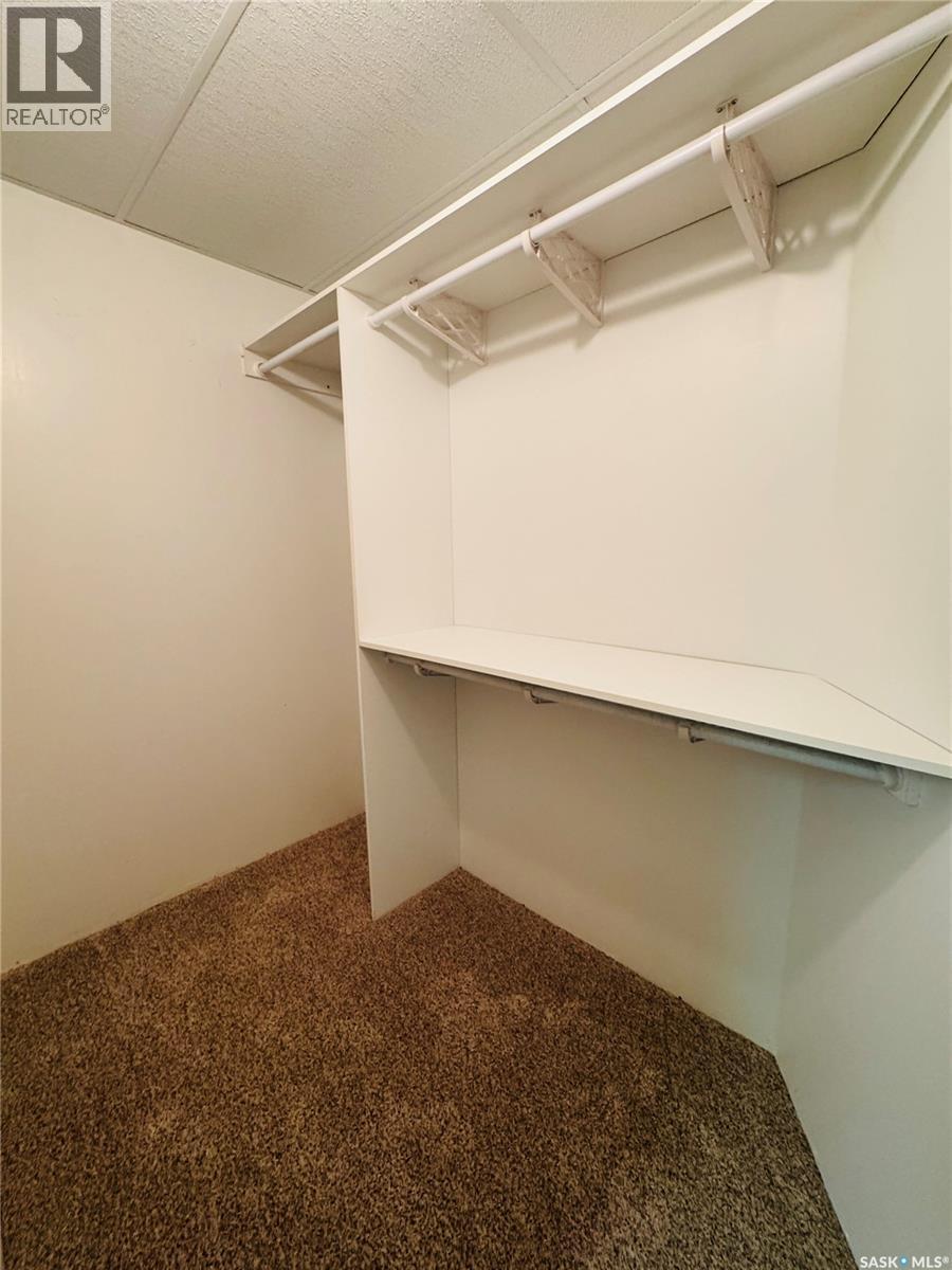 301 Turnbull Avenue W, Biggar, Saskatchewan  S0K 0M0 - Photo 40 - SK019171