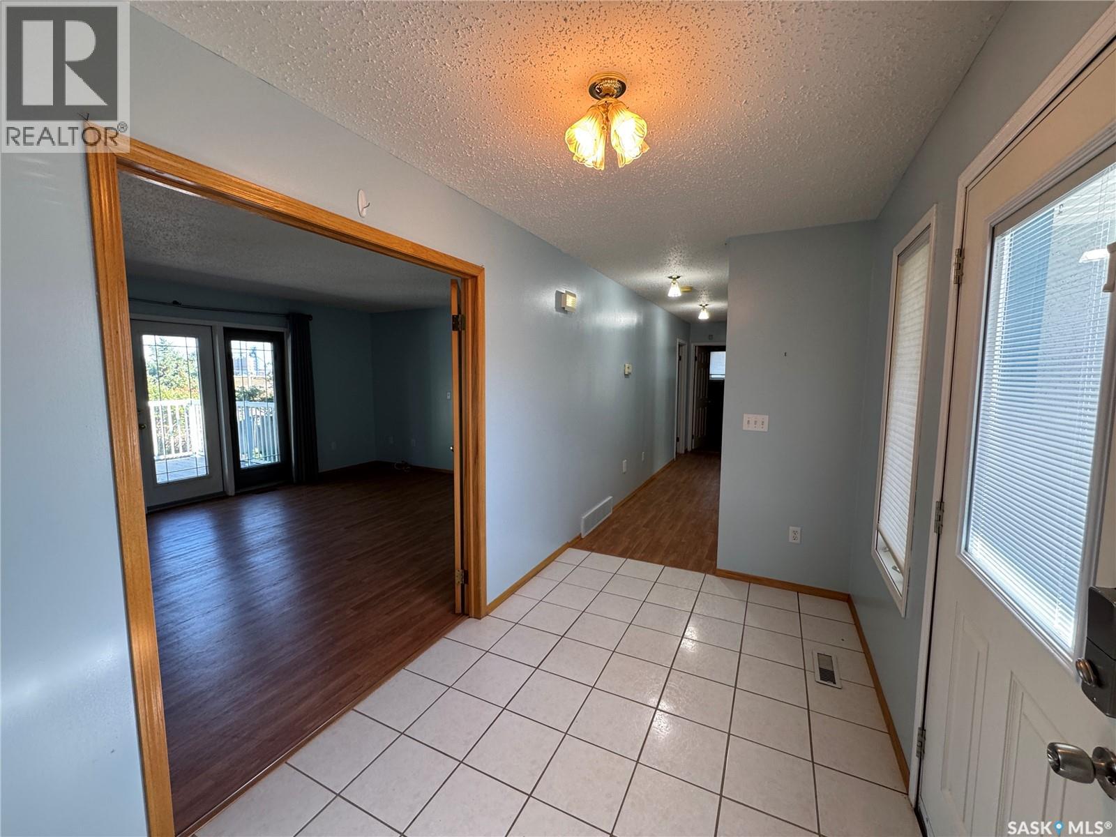 301 Turnbull Avenue W, Biggar, Saskatchewan  S0K 0M0 - Photo 6 - SK019171