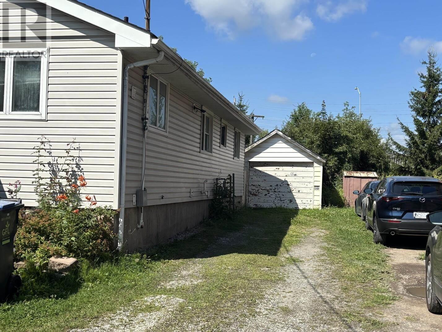 453 Northland Rd, Sault Ste. Marie, Ontario  P6C 3N5 - Photo 4 - SM252260