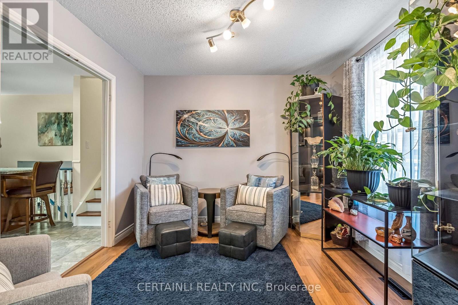 670 Chiddington Avenue, London South, Ontario  N6C 2W7 - Photo 12 - X12428355