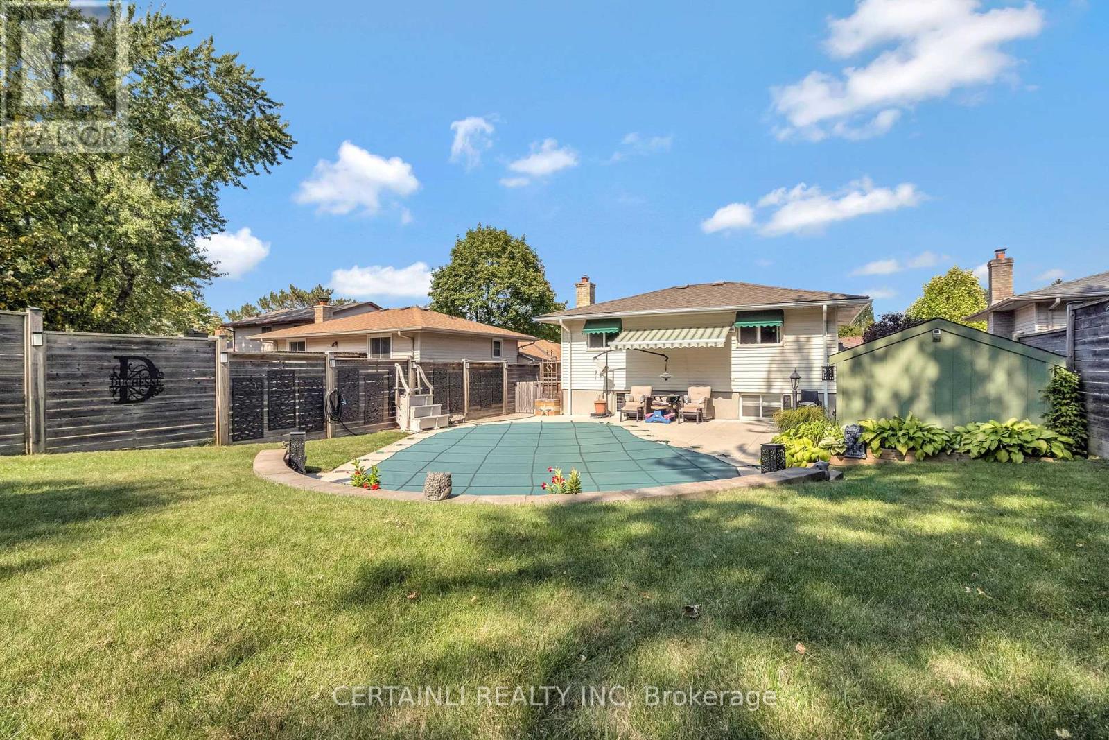 670 Chiddington Avenue, London South, Ontario  N6C 2W7 - Photo 40 - X12428355