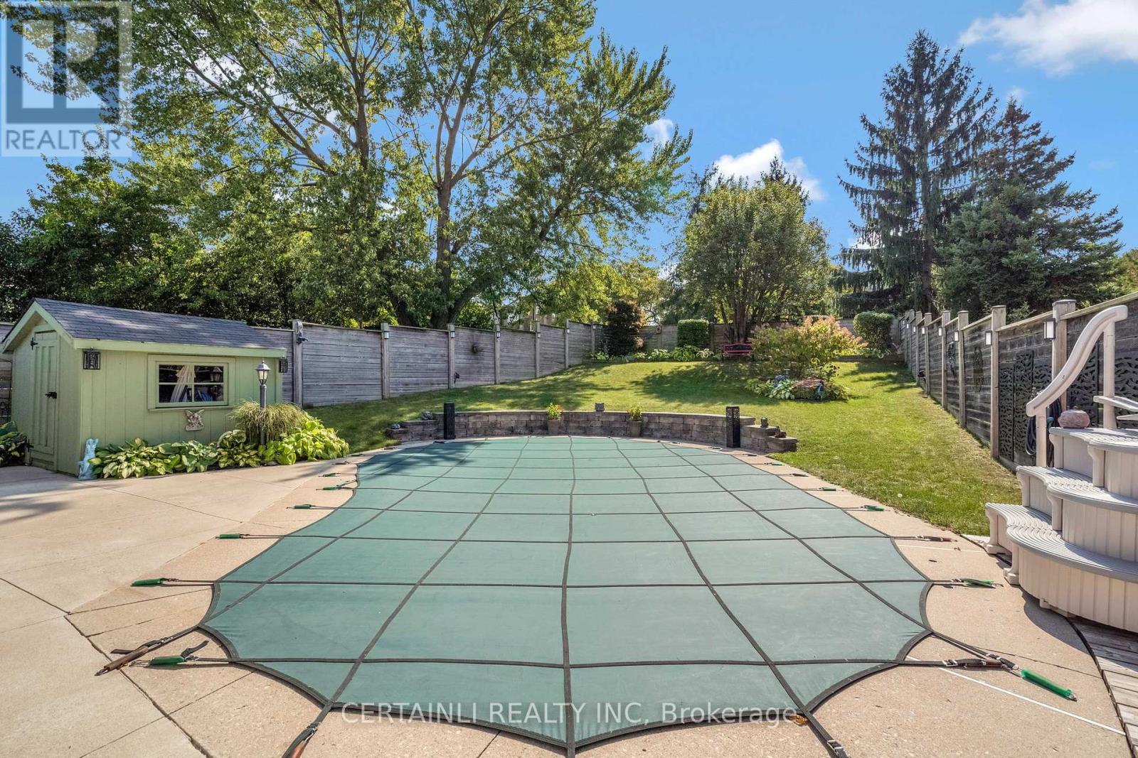 670 Chiddington Avenue, London South, Ontario  N6C 2W7 - Photo 36 - X12428355