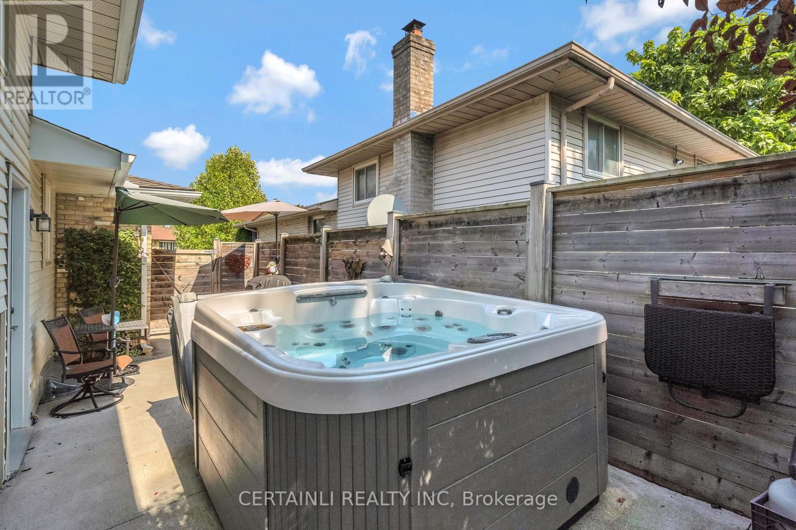 670 Chiddington Avenue, London South, Ontario  N6C 2W7 - Photo 43 - X12428355