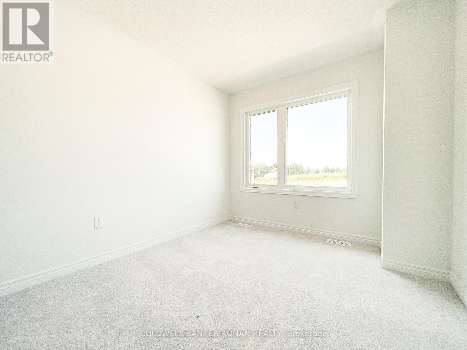 29 Milady Crescent, Barrie, Ontario  L9J 0X3 - Photo 22 - S12426882