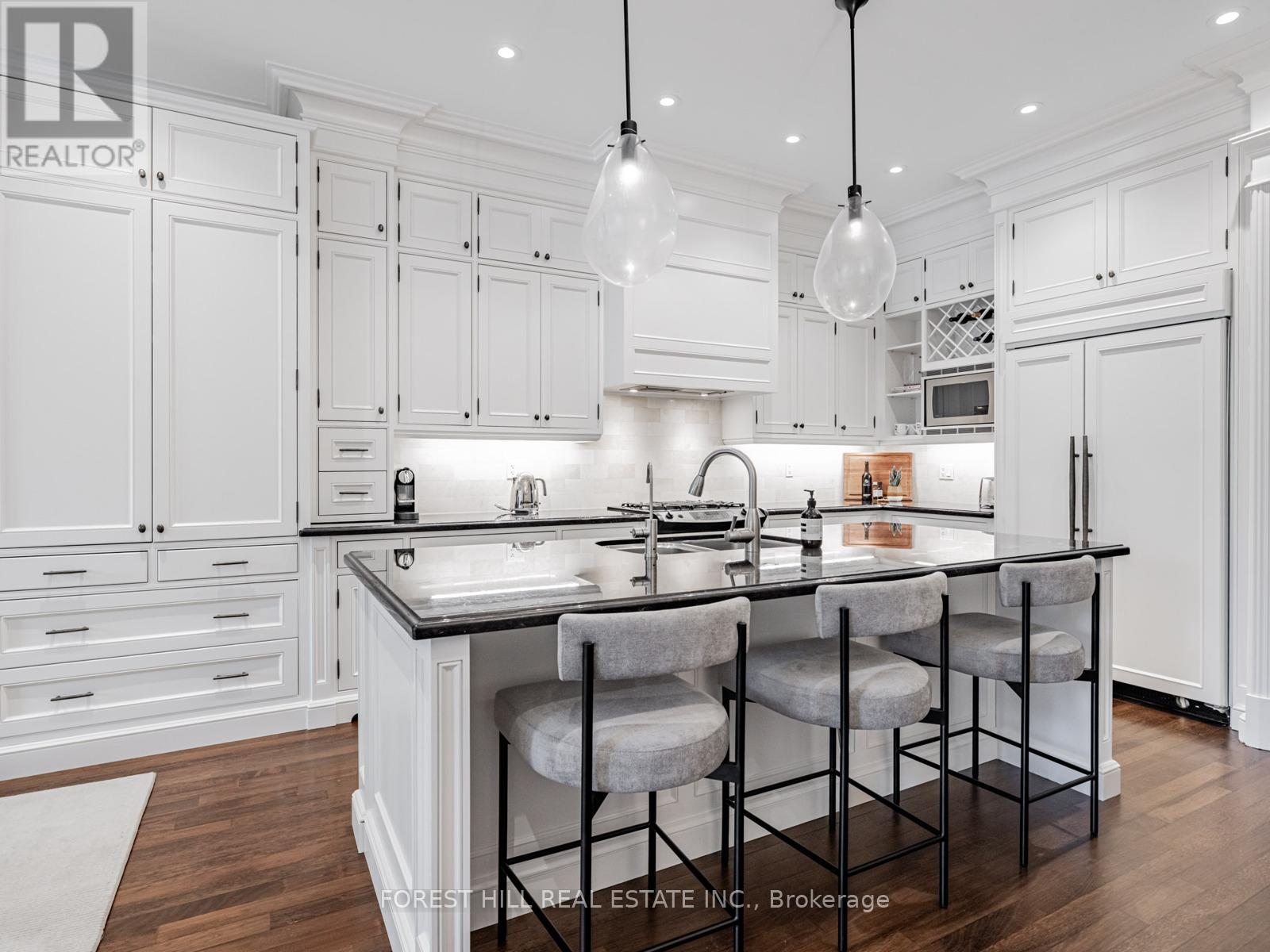 56 Lonsdale Road, Toronto, Ontario  M4V 1W5 - Photo 10 - C12429284