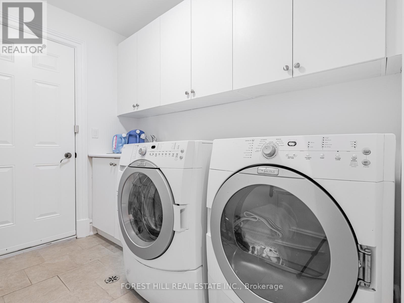 56 Lonsdale Road, Toronto, Ontario  M4V 1W5 - Photo 19 - C12429284