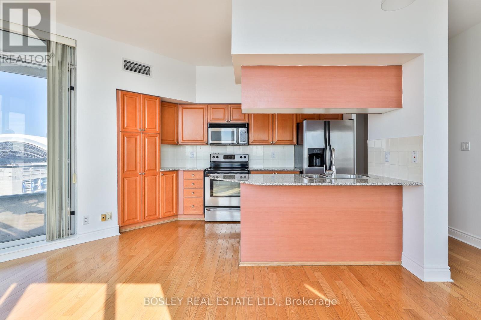 2508 - 228 Queens Quay W, Toronto, Ontario  M5J 2X1 - Photo 11 - C12429299