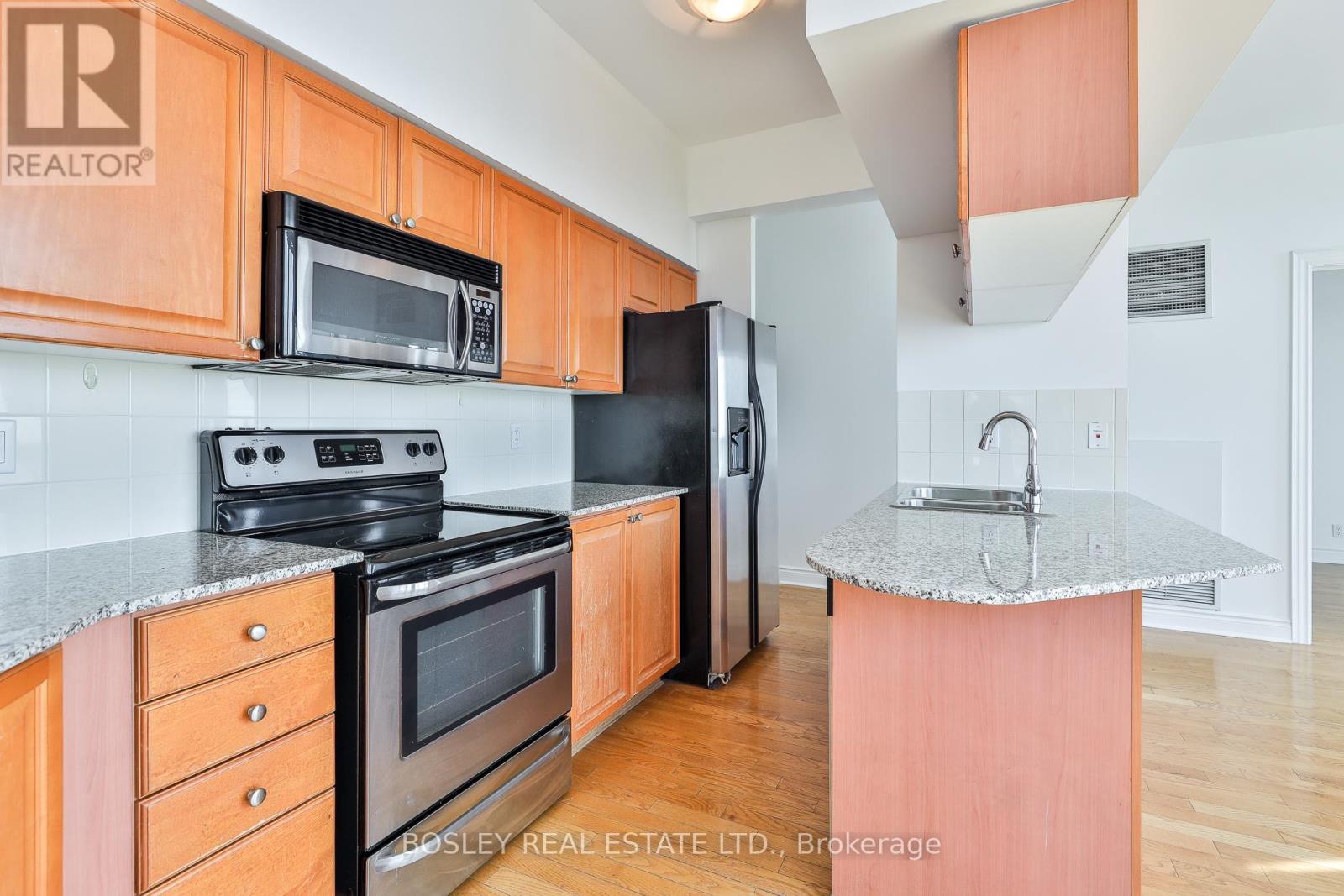 2508 - 228 Queens Quay W, Toronto, Ontario  M5J 2X1 - Photo 12 - C12429299