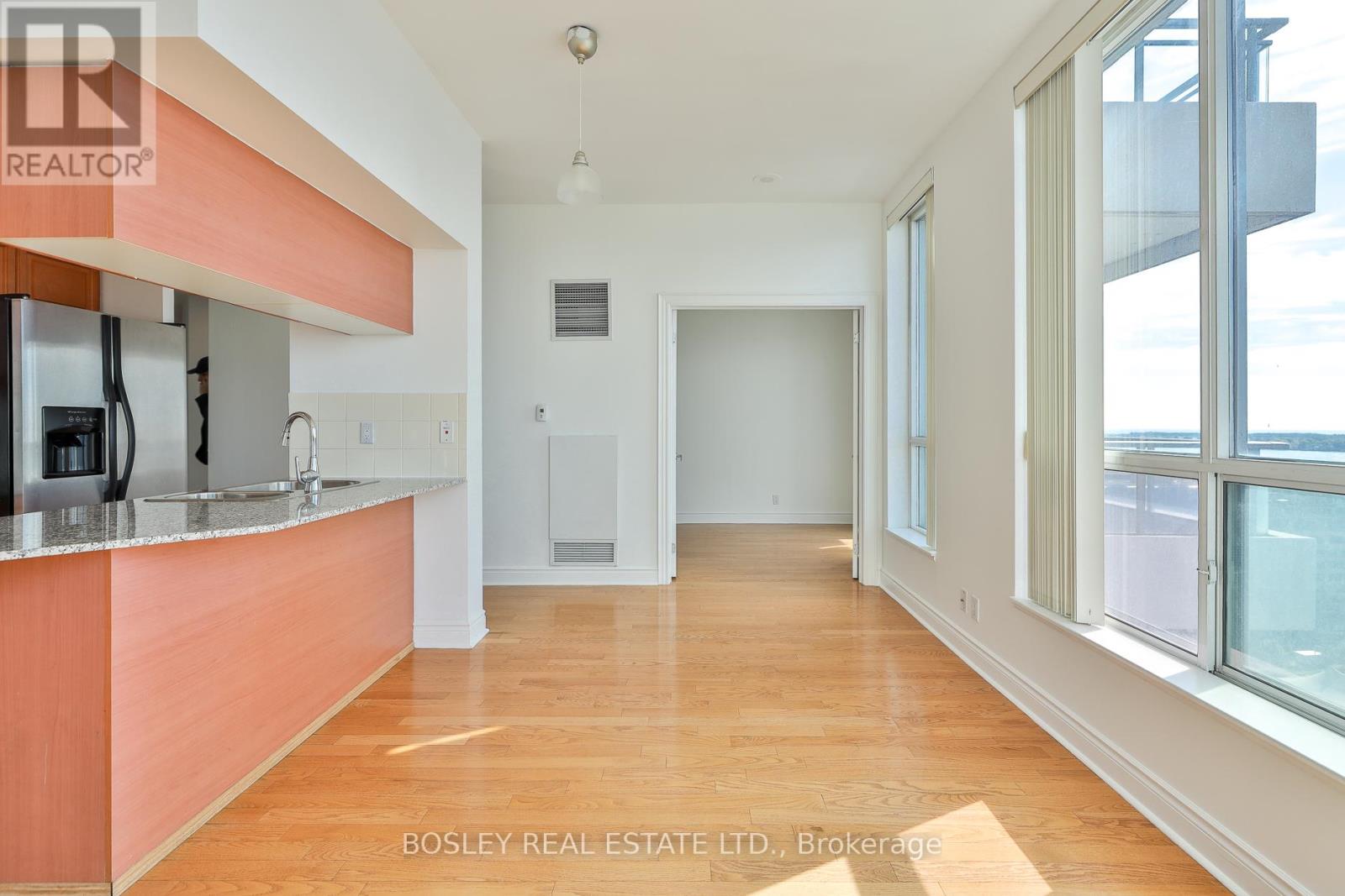 2508 - 228 Queens Quay W, Toronto, Ontario  M5J 2X1 - Photo 14 - C12429299