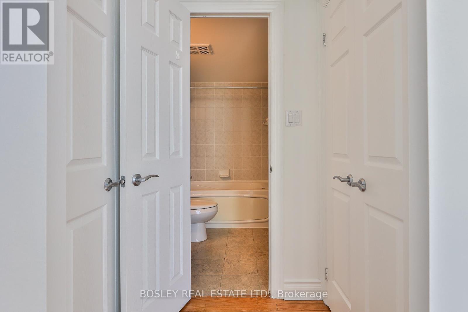 2508 - 228 Queens Quay W, Toronto, Ontario  M5J 2X1 - Photo 20 - C12429299