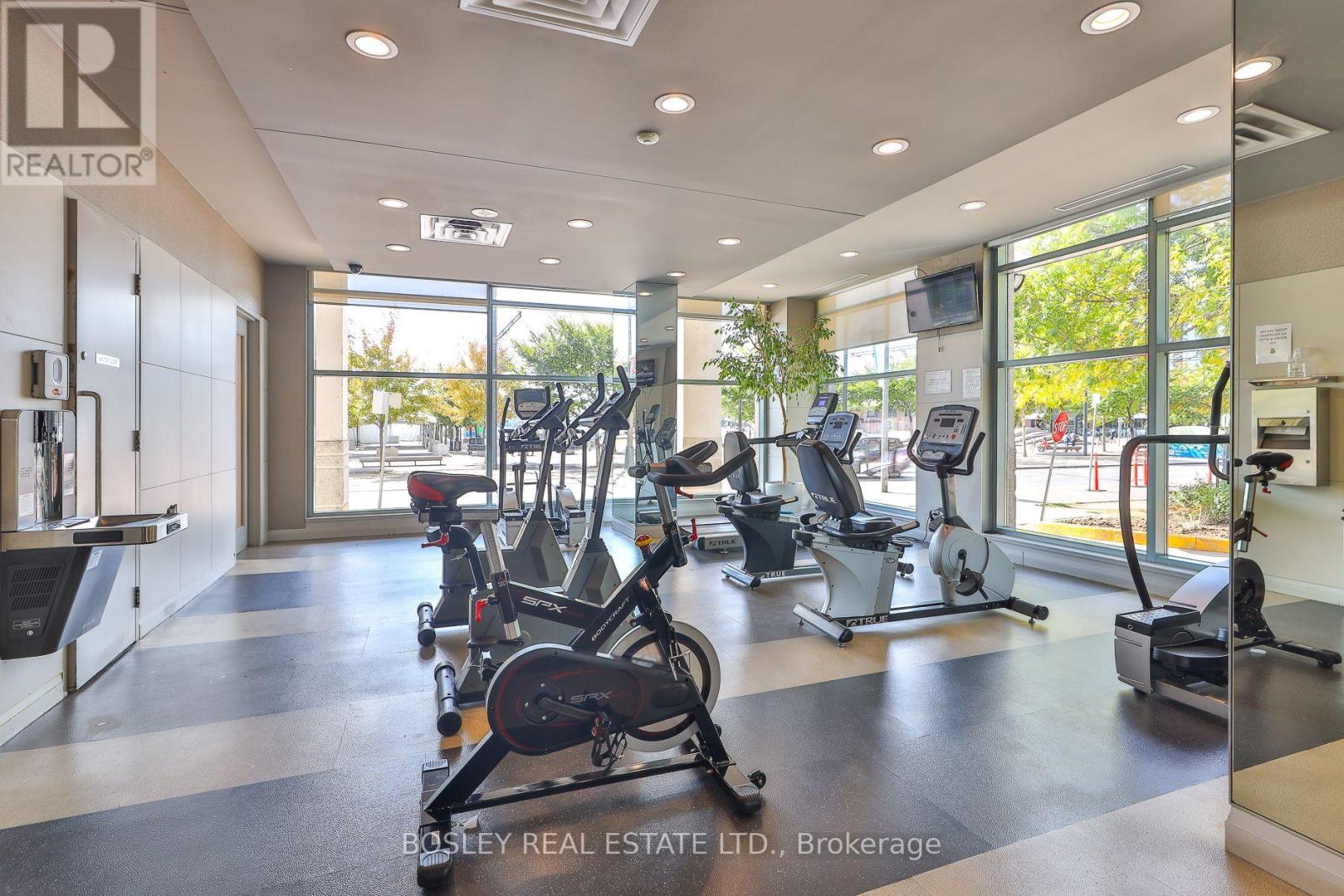 2508 - 228 Queens Quay W, Toronto, Ontario  M5J 2X1 - Photo 38 - C12429299