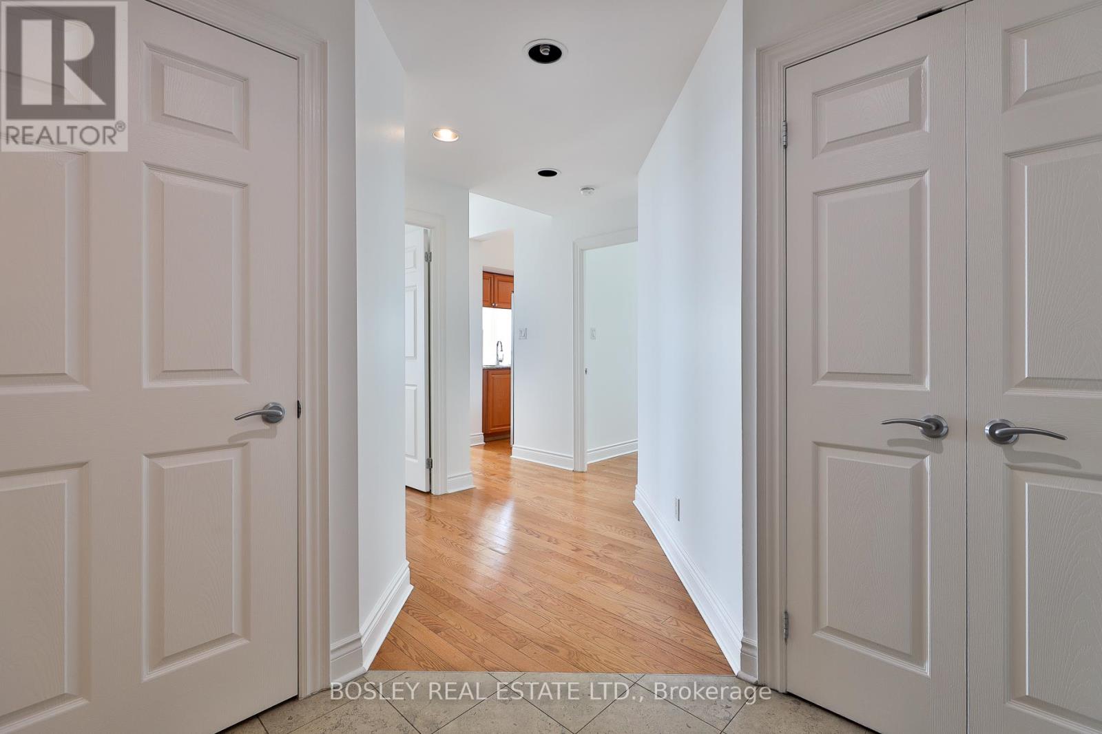 2508 - 228 Queens Quay W, Toronto, Ontario  M5J 2X1 - Photo 5 - C12429299