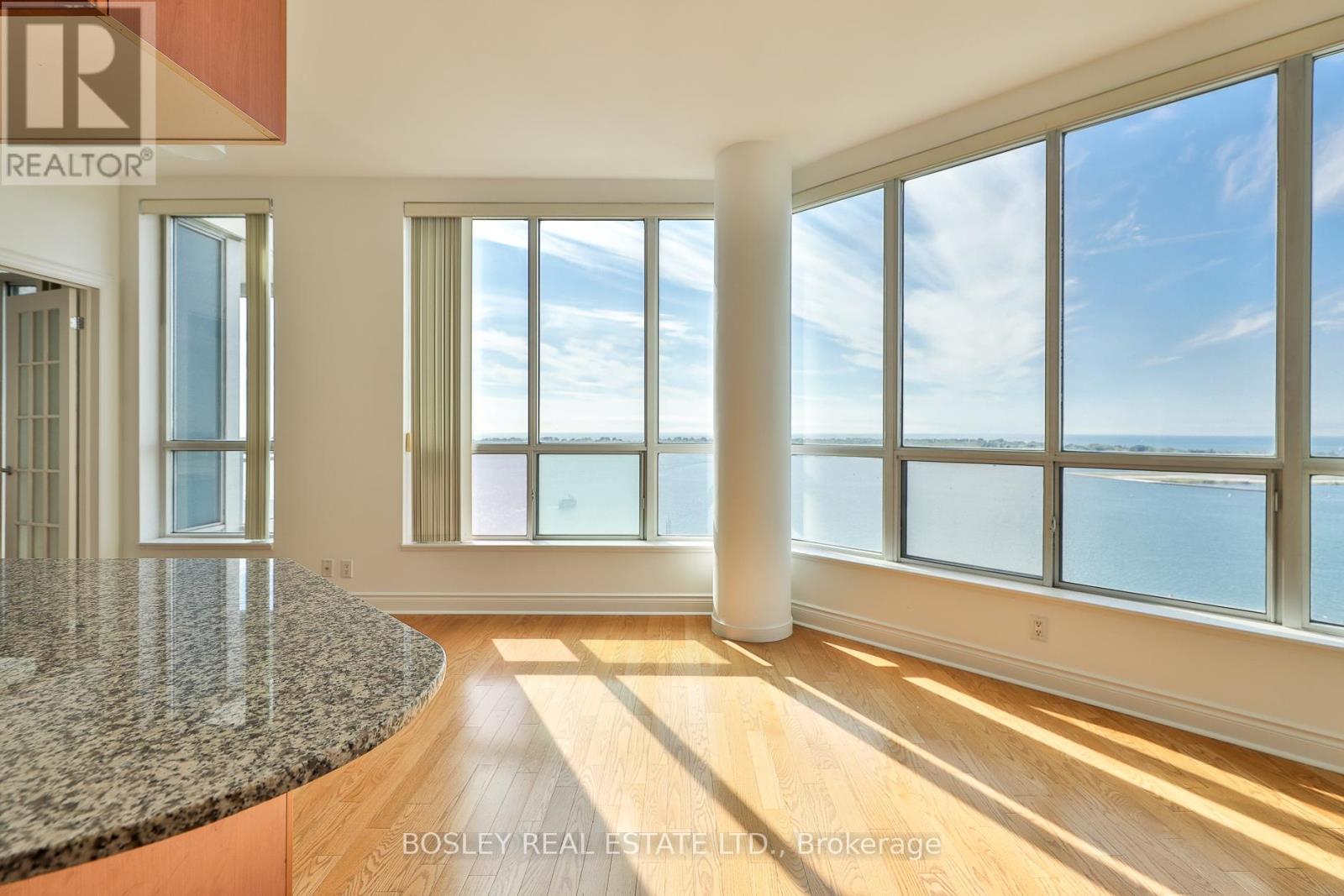 2508 - 228 Queens Quay W, Toronto, Ontario  M5J 2X1 - Photo 6 - C12429299