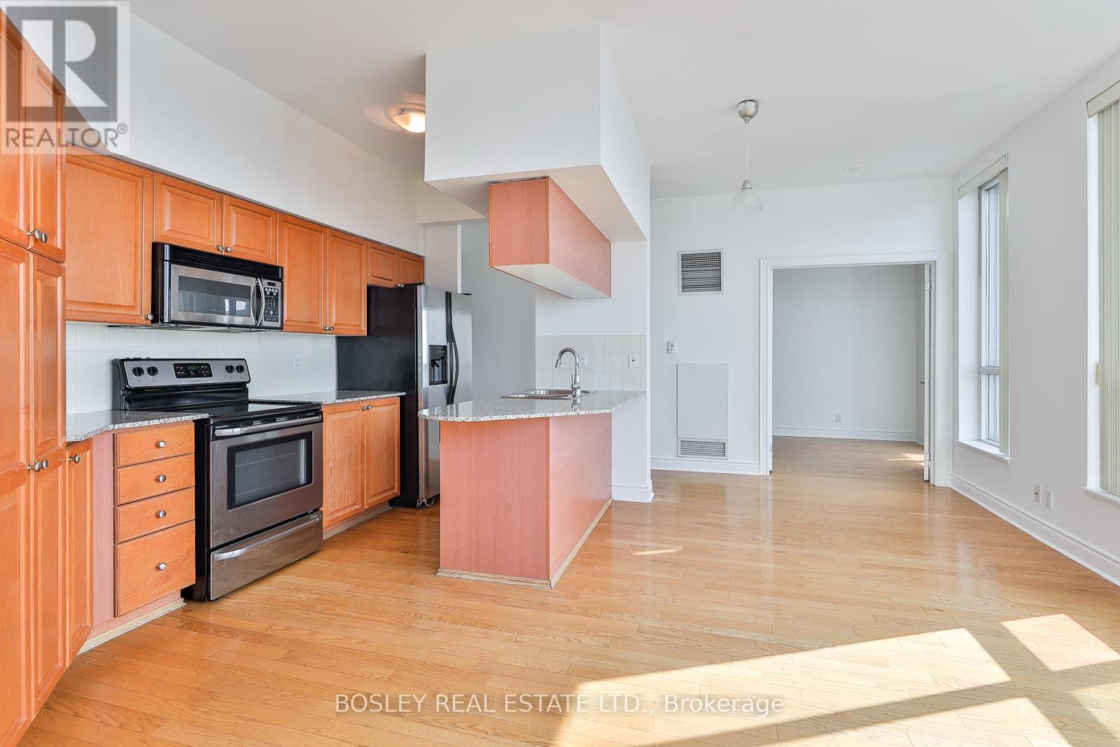 2508 - 228 Queens Quay W, Toronto, Ontario  M5J 2X1 - Photo 8 - C12429299