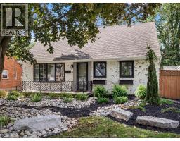 1137 REEDMERE, Windsor, Ontario
