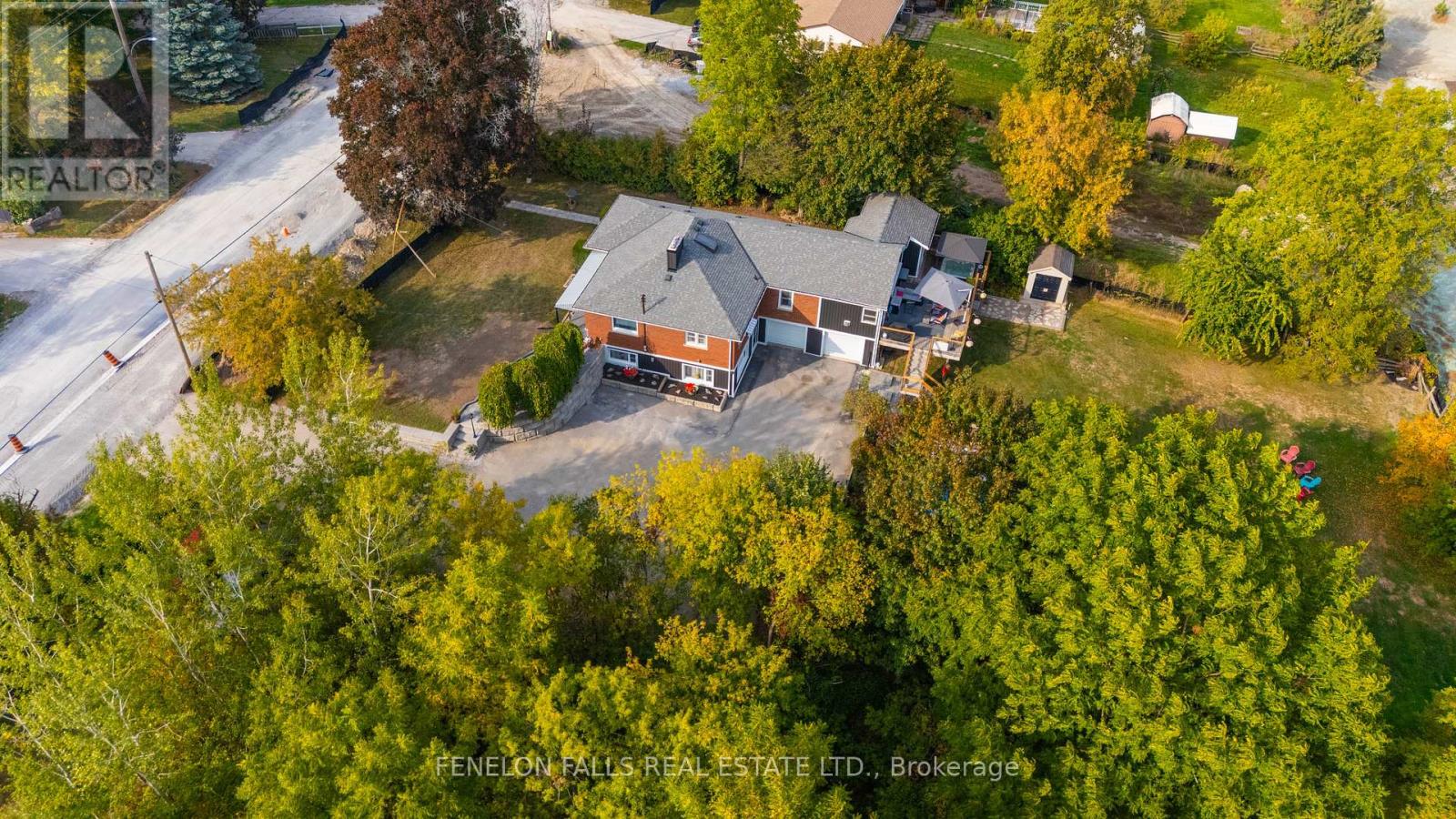 63 The Queensway N, Georgina (Keswick North), Ontario  L4P 0L2 - Photo 3 - N12429365