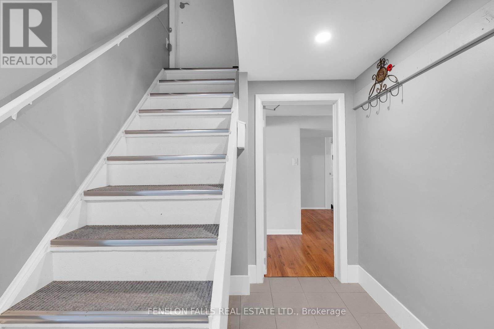 63 The Queensway N, Georgina (Keswick North), Ontario  L4P 0L2 - Photo 30 - N12429365