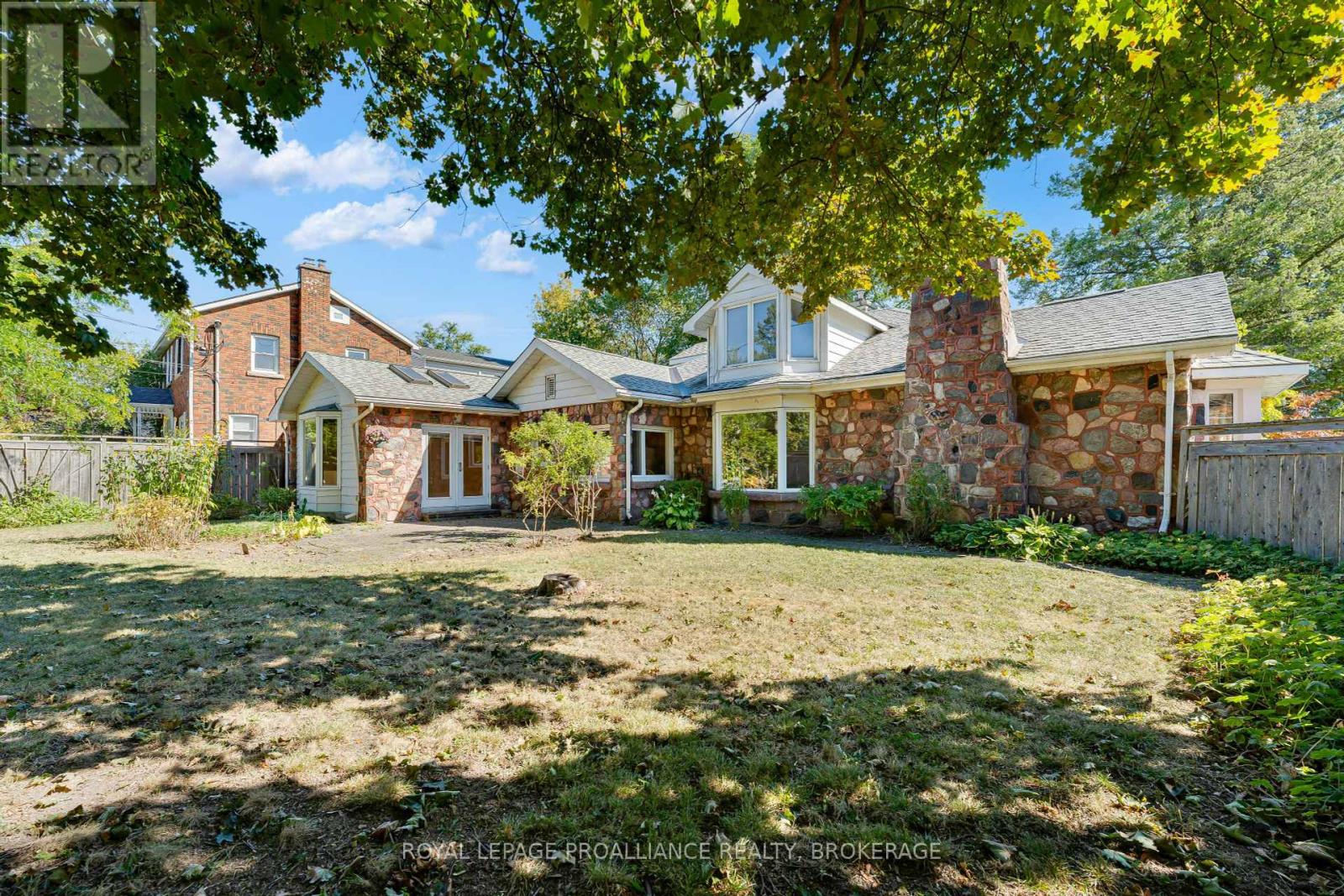 235 Park Street, Kingston, Ontario  K7L 1K4 - Photo 41 - X12429374