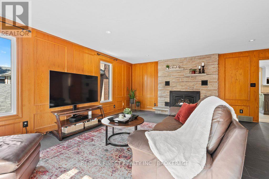 550 Rankin Crescent, Kingston, Ontario  K7M 7L4 - Photo 11 - X12429445