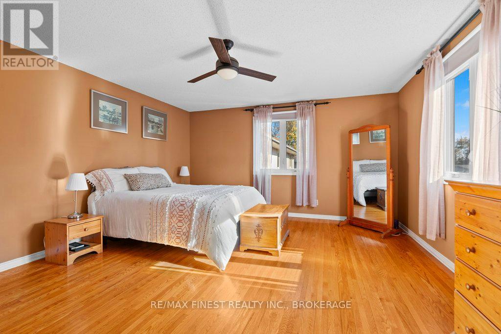 550 Rankin Crescent, Kingston, Ontario  K7M 7L4 - Photo 26 - X12429445
