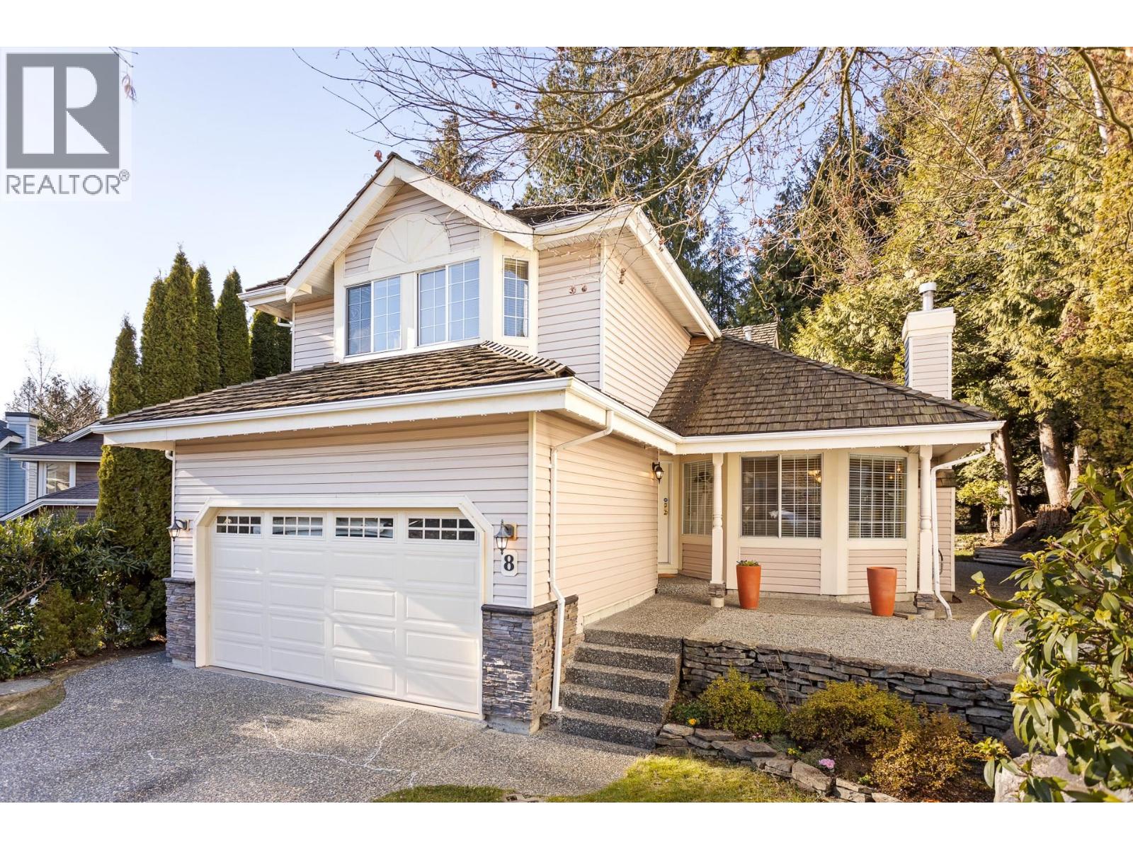 8 PARKWOOD PLACE, Port Moody, British Columbia