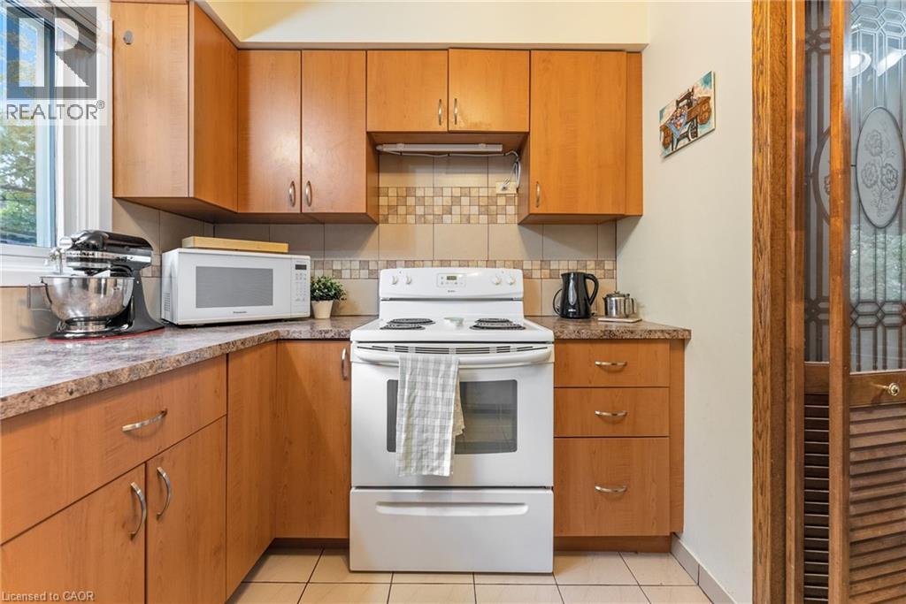 125 Bonaventure Drive Unit# 12, Hamilton, Ontario  L9C 5Y9 - Photo 5 - 40771822