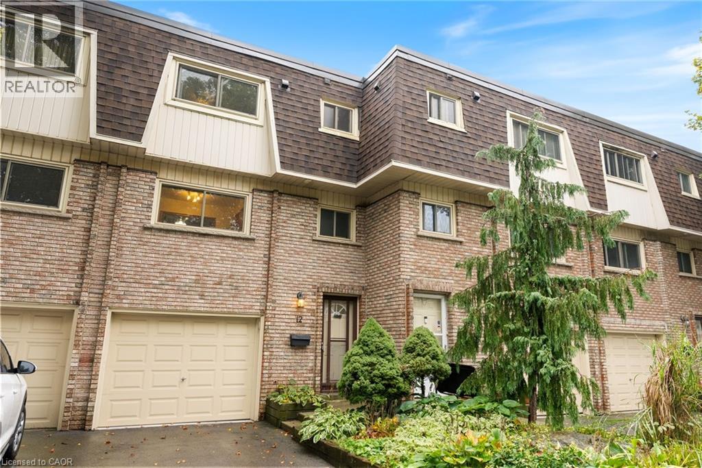 125 BONAVENTURE Drive Unit# 12, Hamilton, Ontario