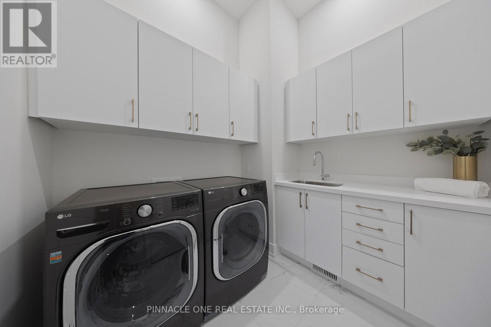 12 Tidmarsh Lane, Ajax, Ontario  L1T 4S1 - Photo 23 - E12429286