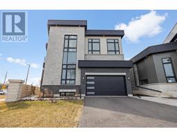 12 TIDMARSH LANE