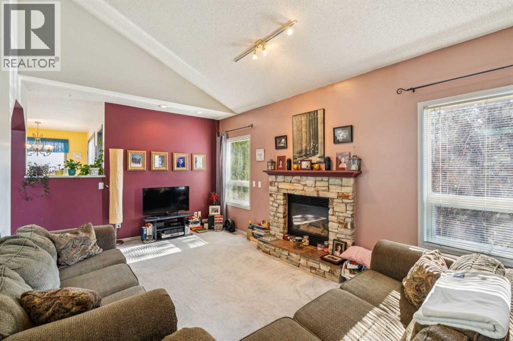 142 Elizabeth Way Se, Airdrie, Alberta  T4B 2H5 - Photo 10 - A2259254