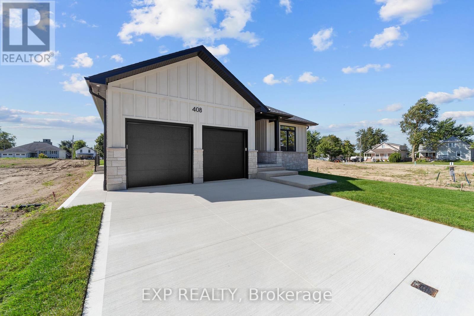 408 Erie Street, Warwick, Ontario  N0M 2S0 - Photo 31 - X12429354
