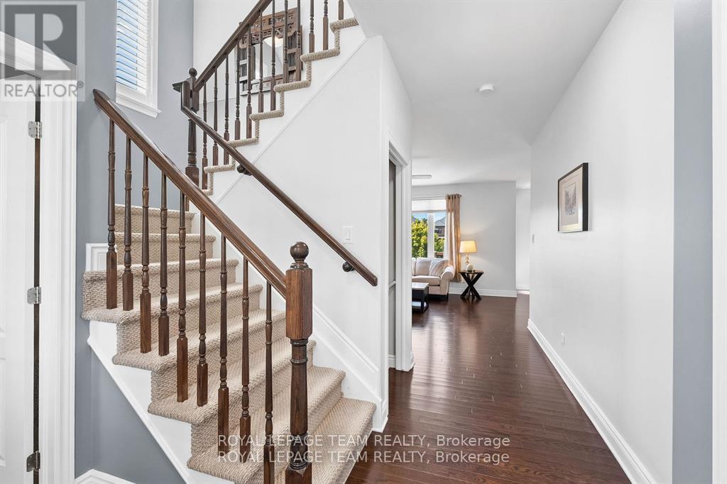 221 Santiago Street, Carleton Place, Ontario  K7C 0C7 - Photo 4 - X12429340